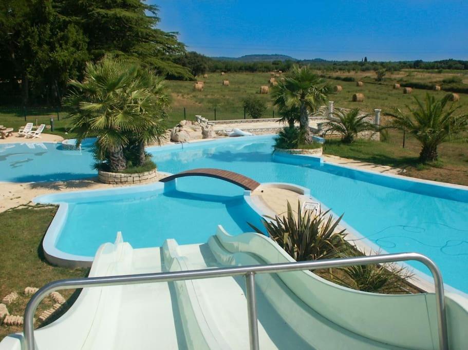 Domaine Mas Begon Villa Aigues-Vives  Exterior foto